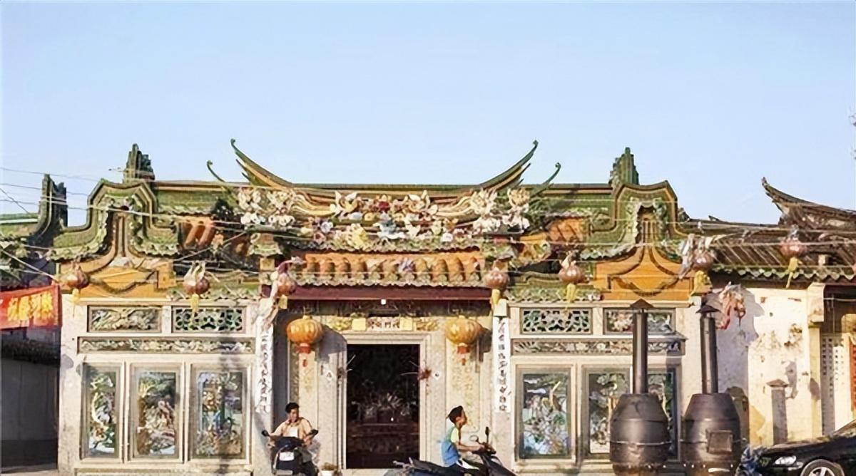 广东“第一毒村”覆灭,海陆空军队齐出动,美国误以为要打仗