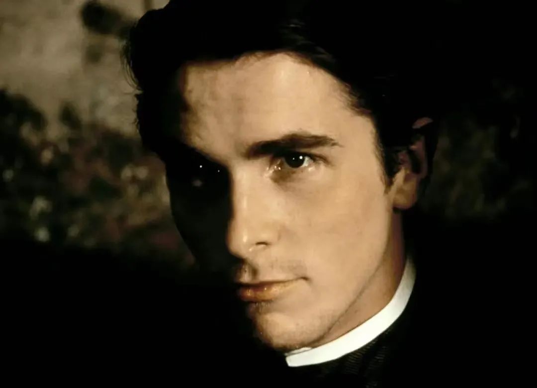 毁容|最帅蝙蝠侠“毁容”近照曝光！网友：一代男神，可惜了...