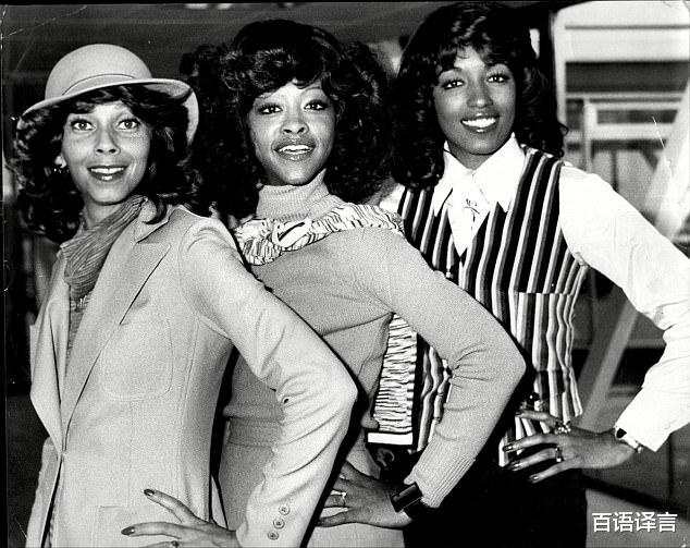 查尔斯王子|美国女歌手提到查尔斯，称因早年和他有“交集”，没男人敢靠近她