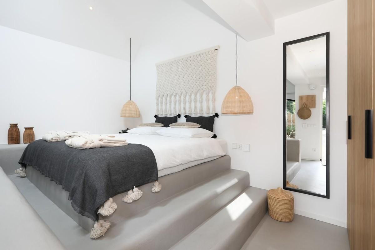 这才是50阿姨该有的生活,35㎡小家一人独居,室内配色赏心悦目