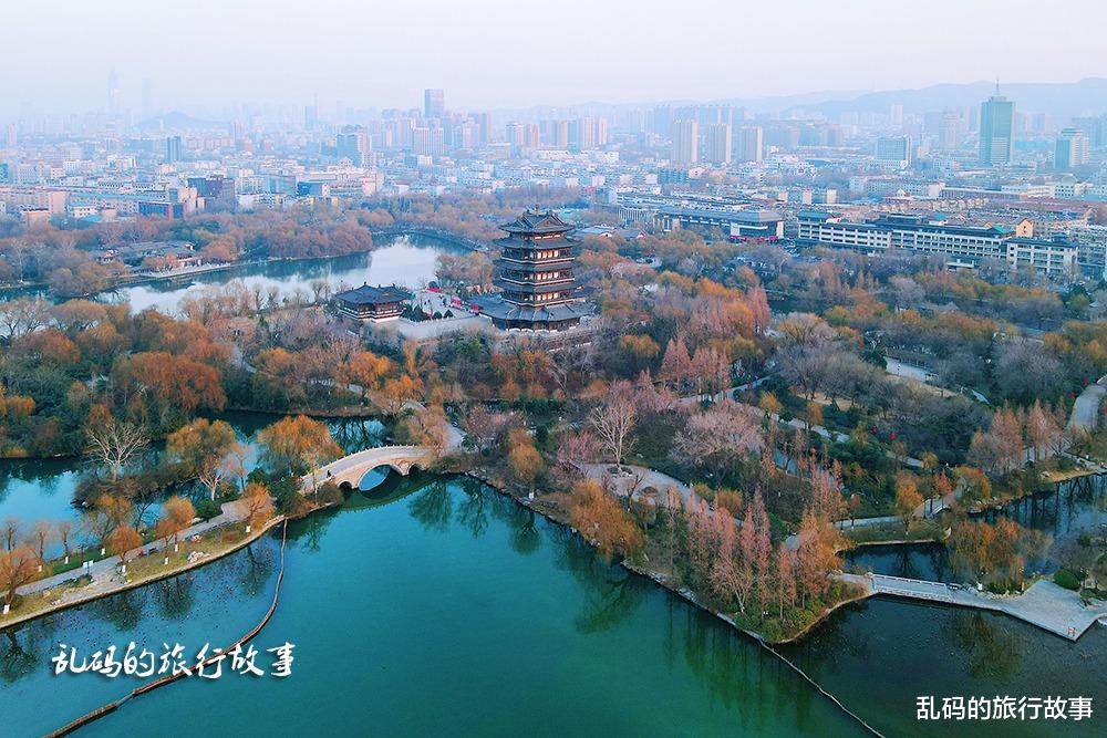 露营|中国第一泉水湖，济南三大名胜之一，有四大奇特现象你都知道吗？