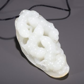 春蚕|旧藏·和田玉籽料“春蚕”挂件