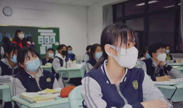 教师|双减又有“新动向”，高中生补习或将受限，家长们反应不一