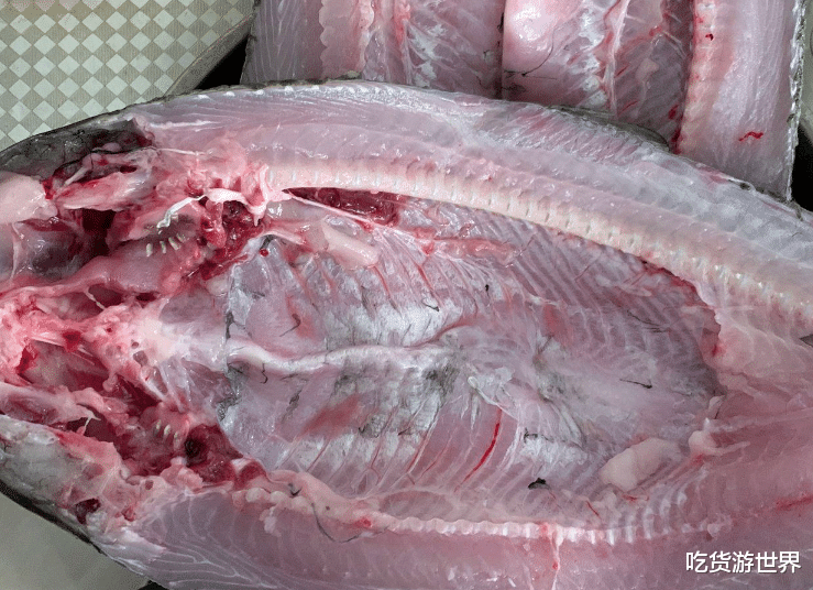 腌腊鱼不要直接抹盐，记住3个技巧，肉质鲜嫩紧实，不发臭香味足