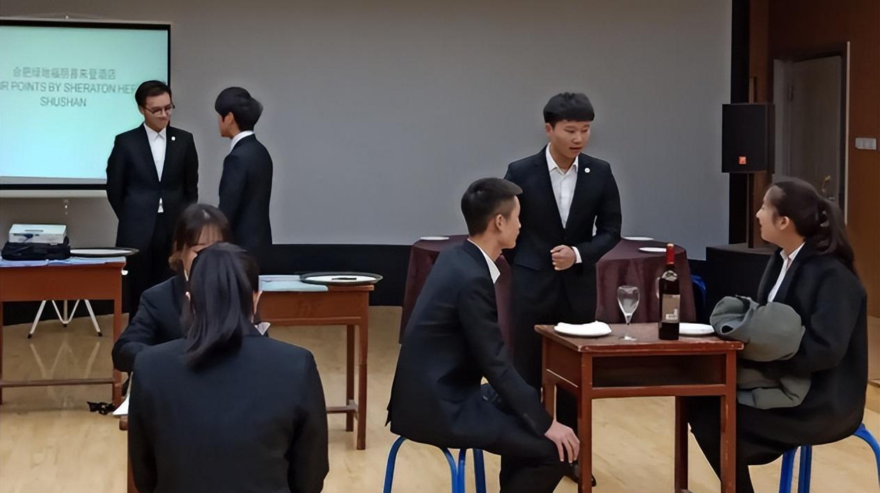 事业单位|堪称“万金油”的大学专业,以为就业面广阔,毕业找工作却很迷茫