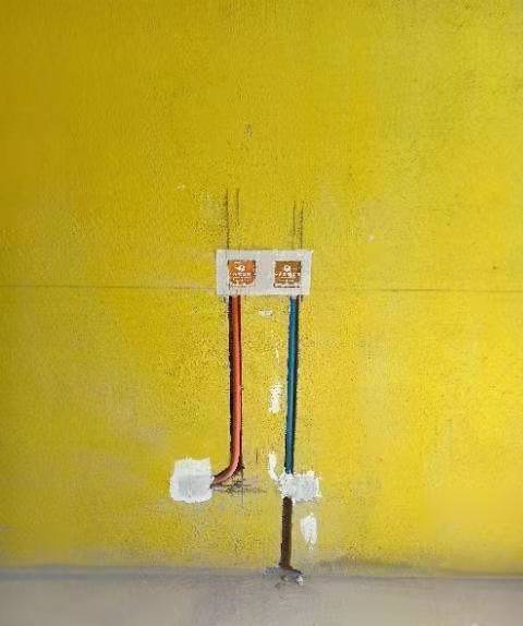 父亲帮儿子装修婚房，遇上“做公益”的装饰公司，后果很惨痛