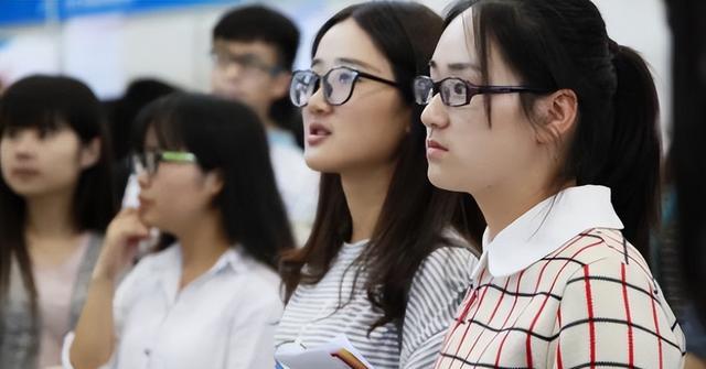 00后|00后现身“整顿职场”？入职当天选择离职，最后一席话引人深思