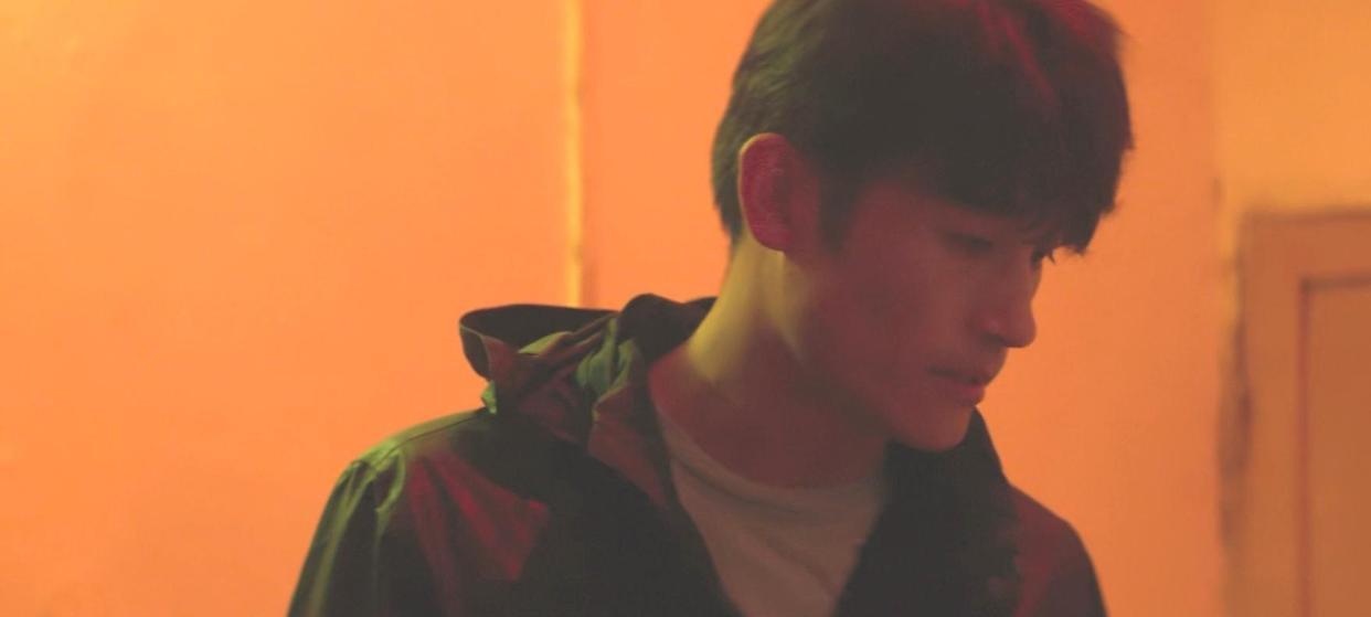 高川|悬疑剧《执念如影》首播，剧情尺度过大，一口气看5集不过瘾