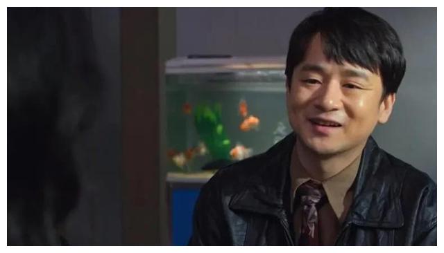 陈宇宙|《风吹半夏》看懂半夏和裘毕正死磕，才明白陈宇宙为何钟情婚托