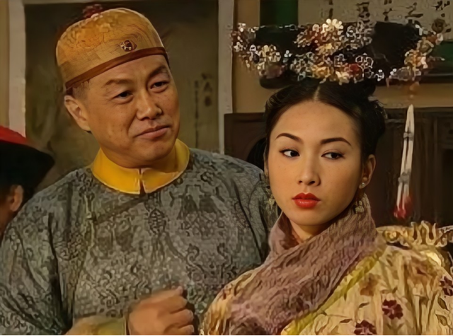 TVB|全家移民国外,儿子娶洋媳妇生混血儿,73岁还在拍戏