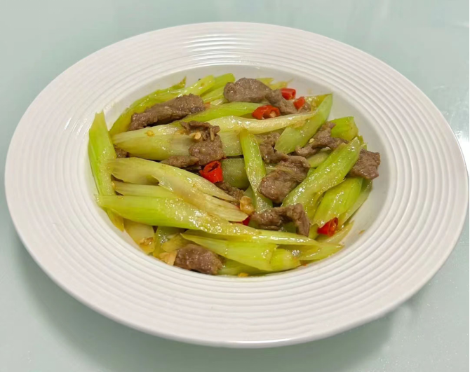 冬至前后，内行人爱吃这菜，简单易学，营养全面，全家人都爱吃