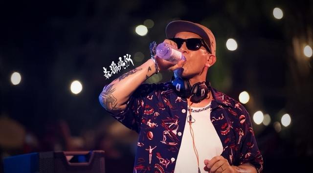 大S|真的假的？网传大S为具俊晔怀孕两个月，她这是不要命了？