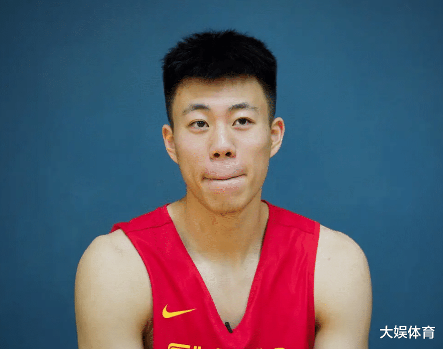 猛龙队|未来中国男篮的希望之星！张镇麟28分+8个三分球带队晋级四强