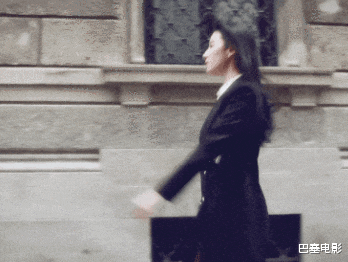 杨幂|娱乐圈女“西装大佬”，各有各美，这眼神和氛围，一个字，绝