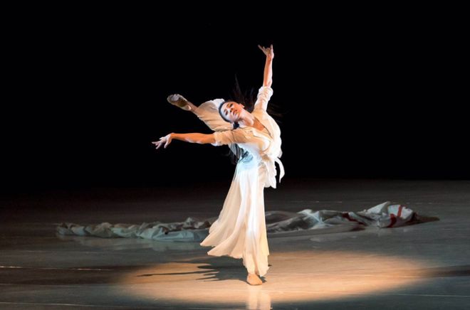 浪姐3|《浪姐3》首播被赞绝世舞姬！网友：何德何能啊，居然能请到她！