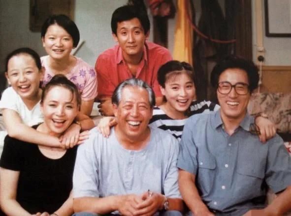 赵明明|演员赵明明，生下女儿后被丈夫抛弃，为了女儿至今未嫁