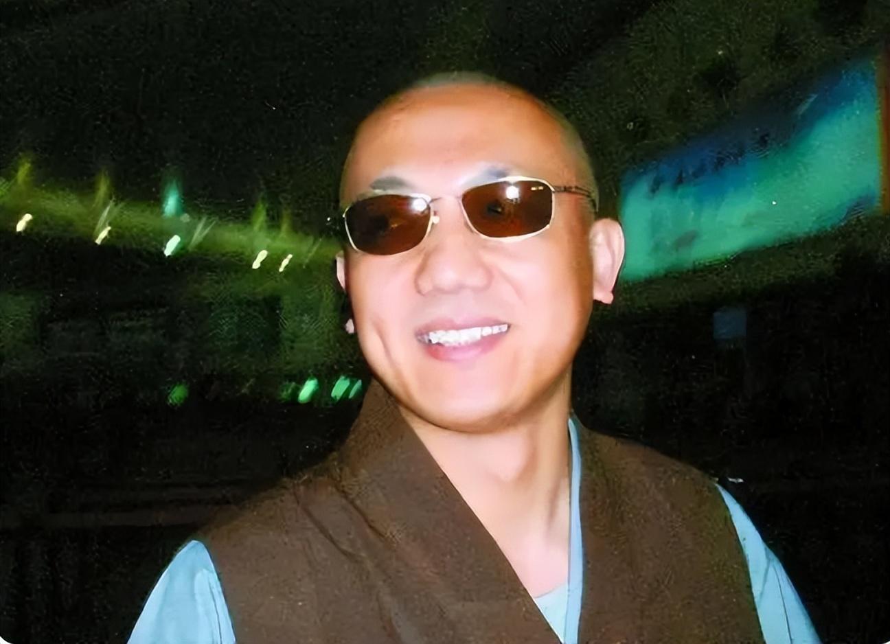 陈晓旭|陈晓旭57岁生日！！墓前鲜花如海 网友哀思霸屏 却未见两任丈夫发声