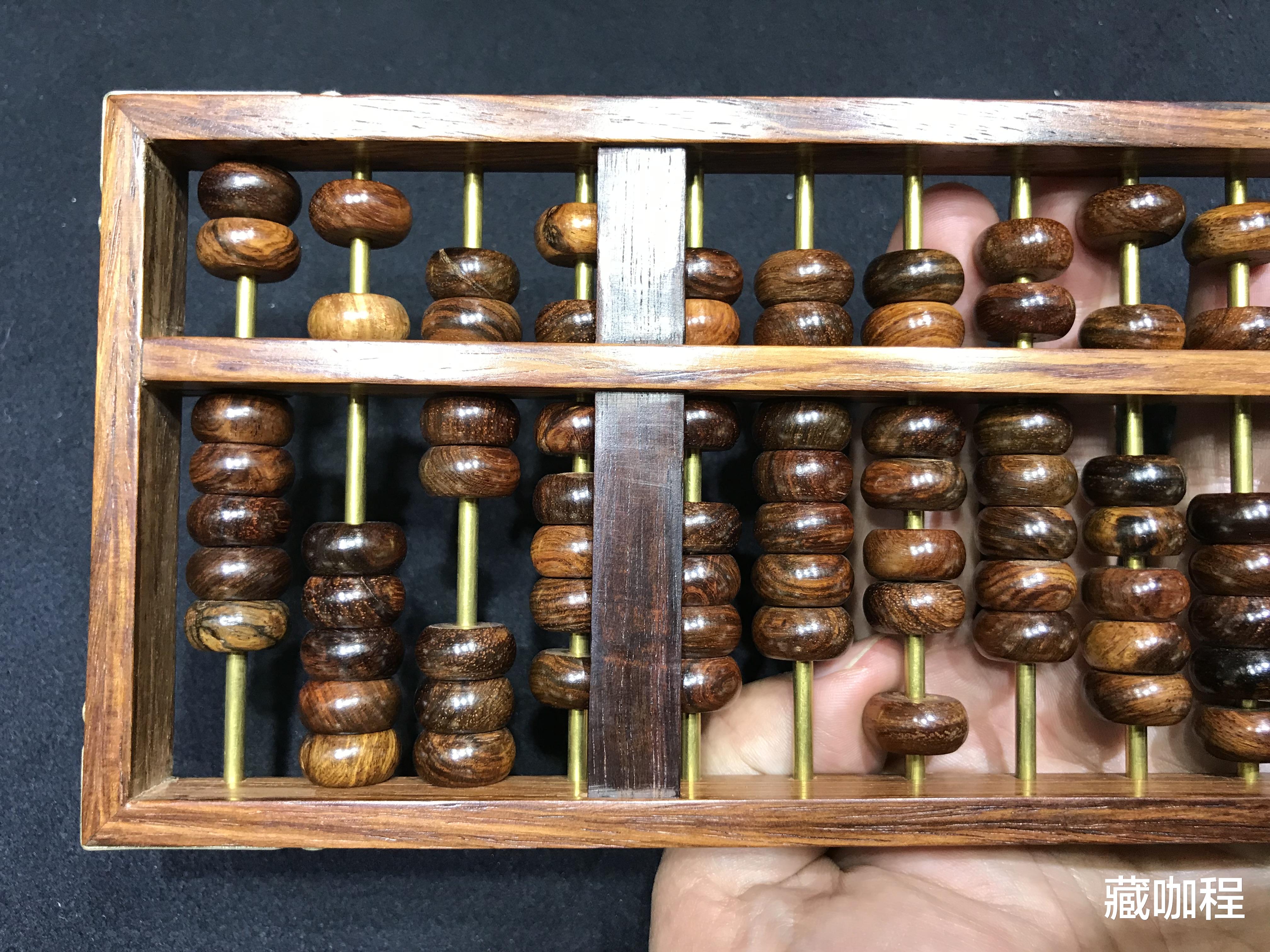 流拍|油梨算盘长不足尺，估价万元以流拍告终