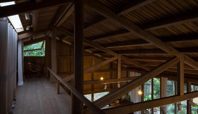 盖一层平房,四面通风,再在门口挖个莲花池,给父母养老正合心意