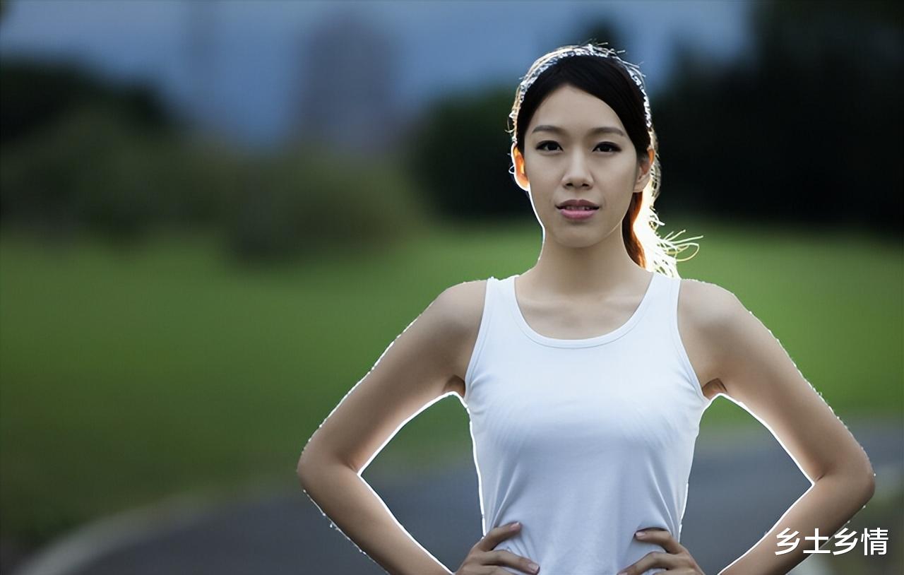 枇杷|人到中年,最高级的养生,不是睡觉,不是锻炼!而是这个字!