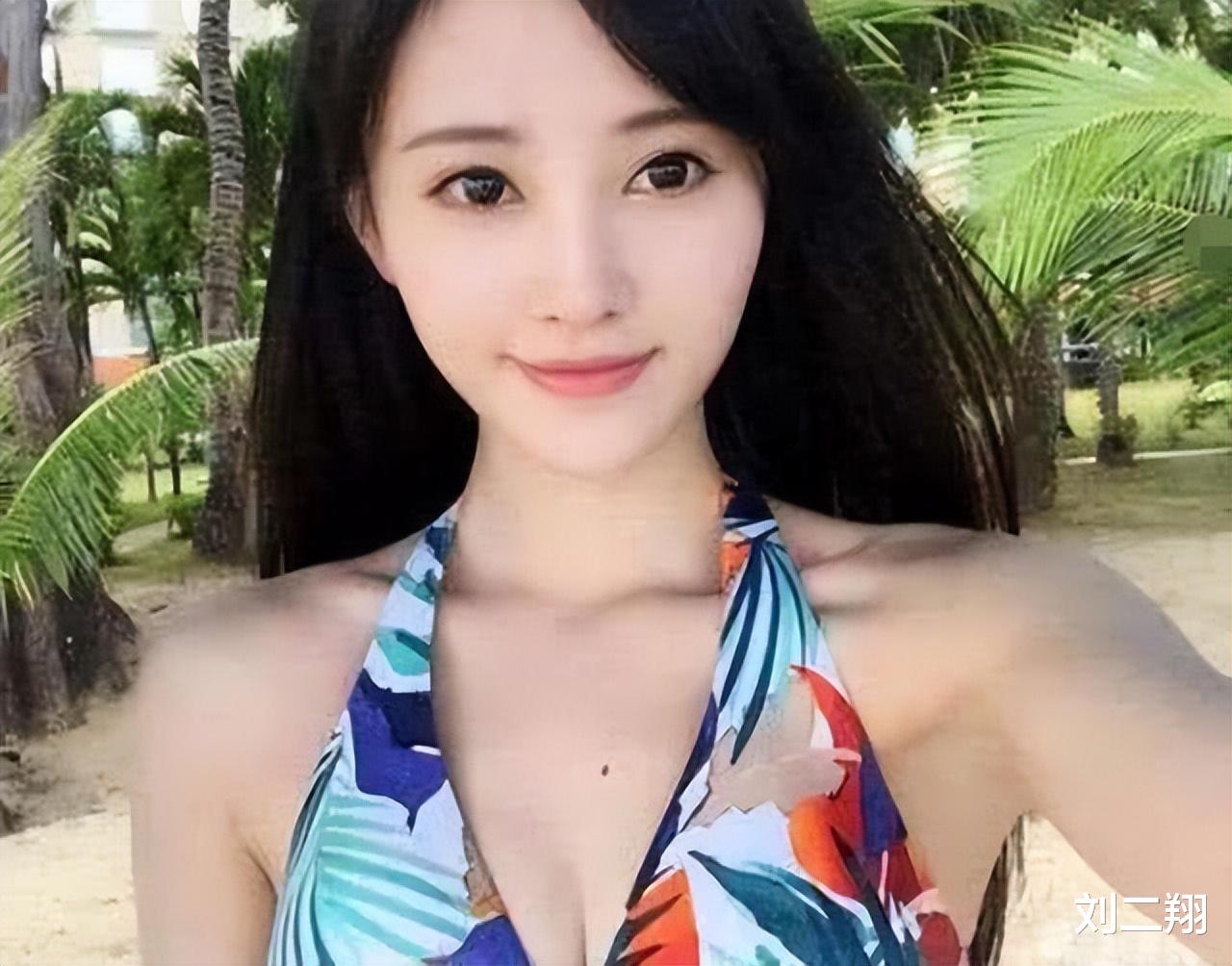 倪妮|15位女明星泳装照大不同：杨幂大秀火辣身材，关晓彤格外保守