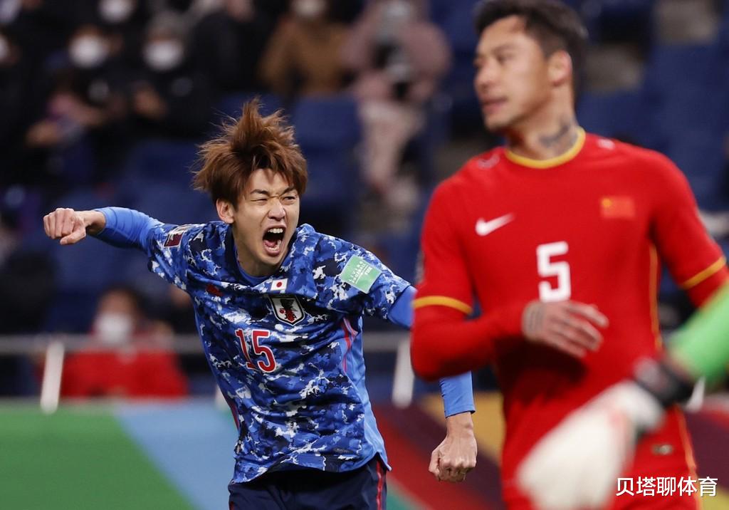 国足|董路：解说国足0-2日本太煎熬了！看比赛很难受，想台词儿更难受