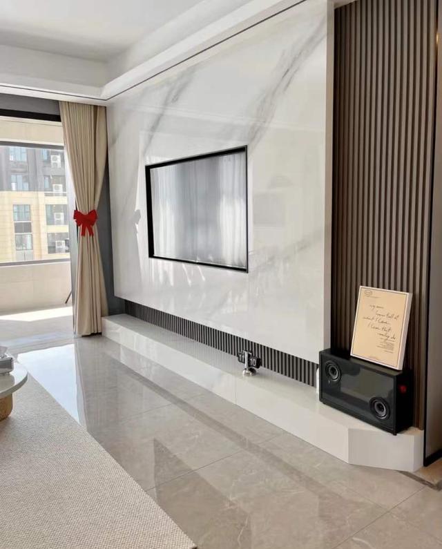 90后小夫妻120新家名场面,因太会布置而走红,收获上万关注