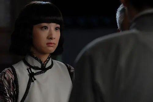 穆婷婷|被父亲威胁、爆红时遭封杀, 38岁过气女明星豪宅曝光