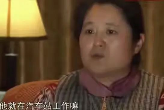2010年江苏女子见一学生酷似前夫,鉴定发现:是17年前“冻死”的儿子
