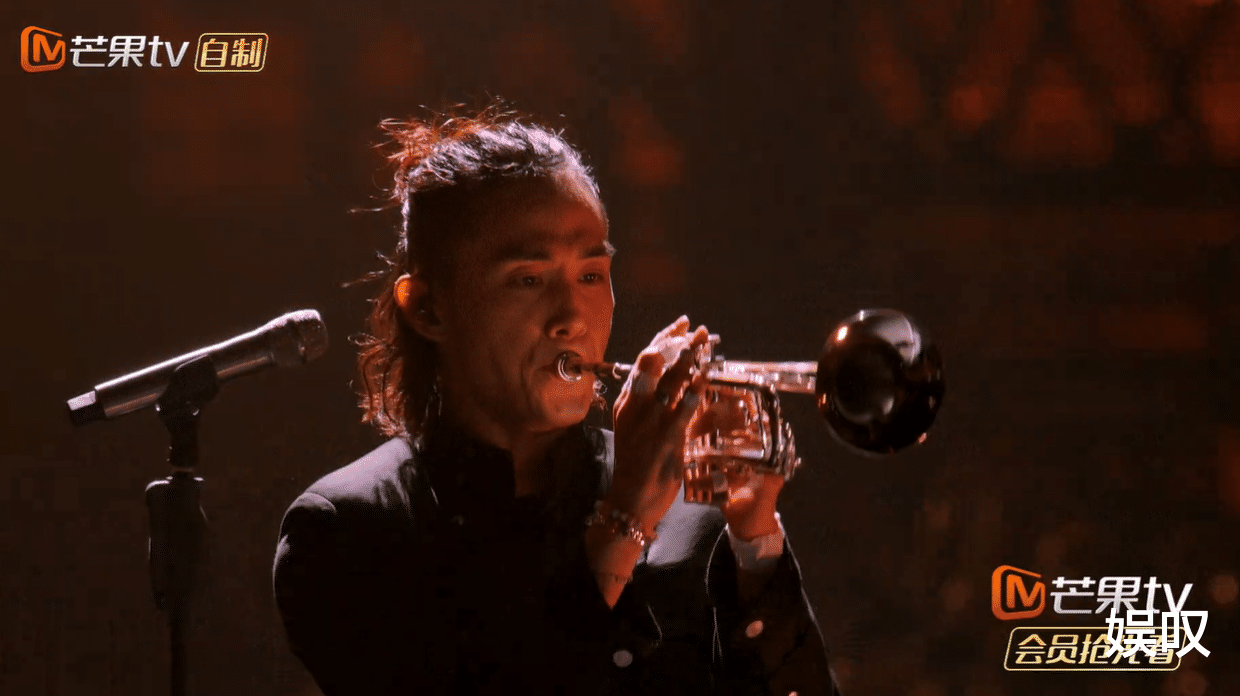 潘玮柏|《披荆斩棘的哥哥2》初舞台点评，潘玮柏最有感染力，陈小春发挥失常