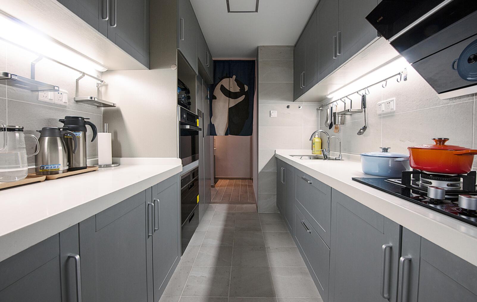 越来越多人给沙发做围合式设计，只有尝试过，才知道有多舒适