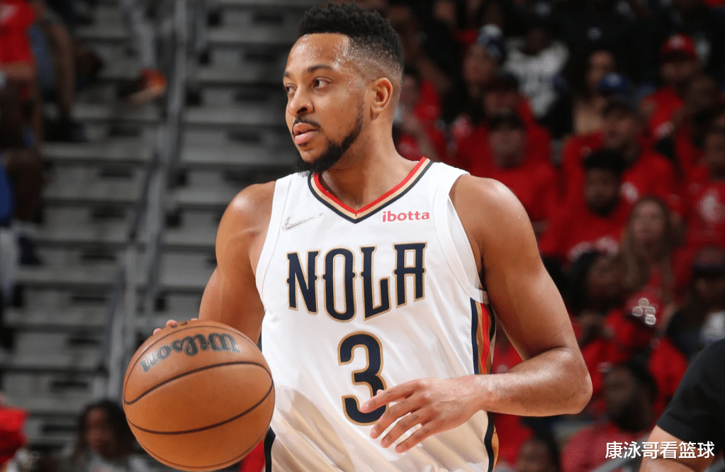 交易|两笔交易，全是血亏！NBA历史最惨的重建球队诞生，老大也想走了