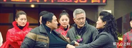 赵四|先替换吴云飞，又大闹飞机场 本山传媒二人转演员赵四这是怎么了？