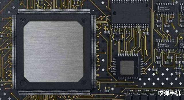 CPU|單從技術角度說，手機可以雙處理器（soc芯片）交火嗎？