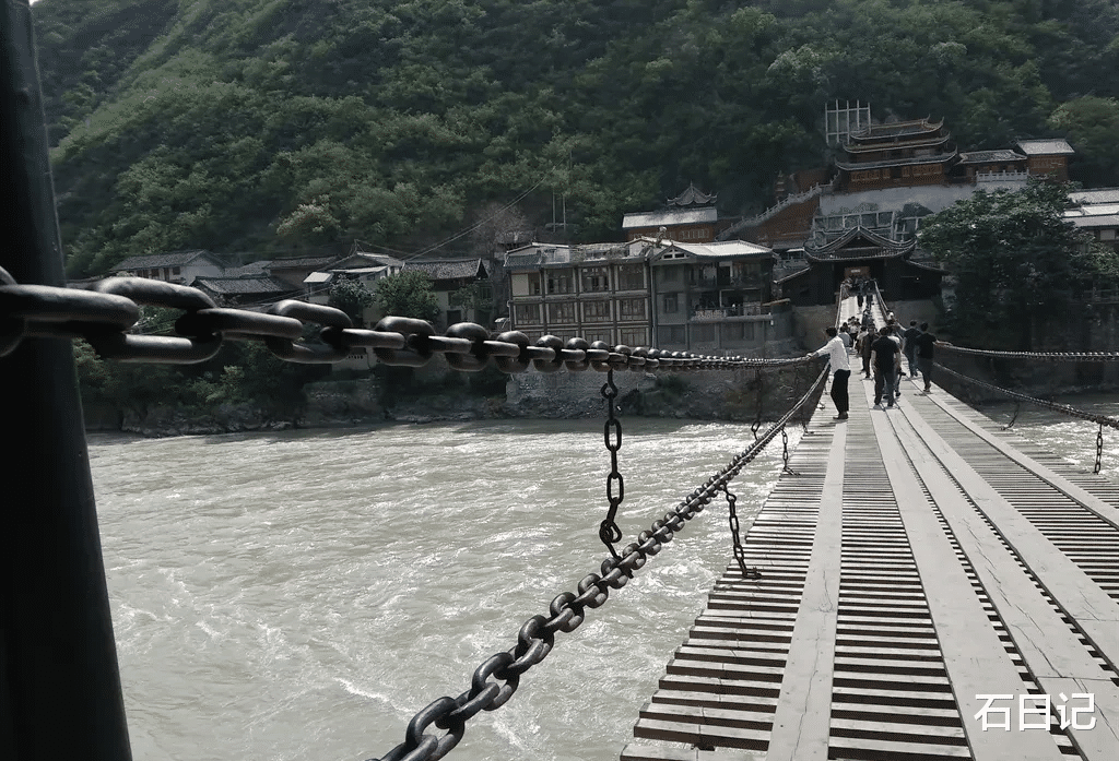 西藏|为什么说旅游，最好不要和熟人一起去？