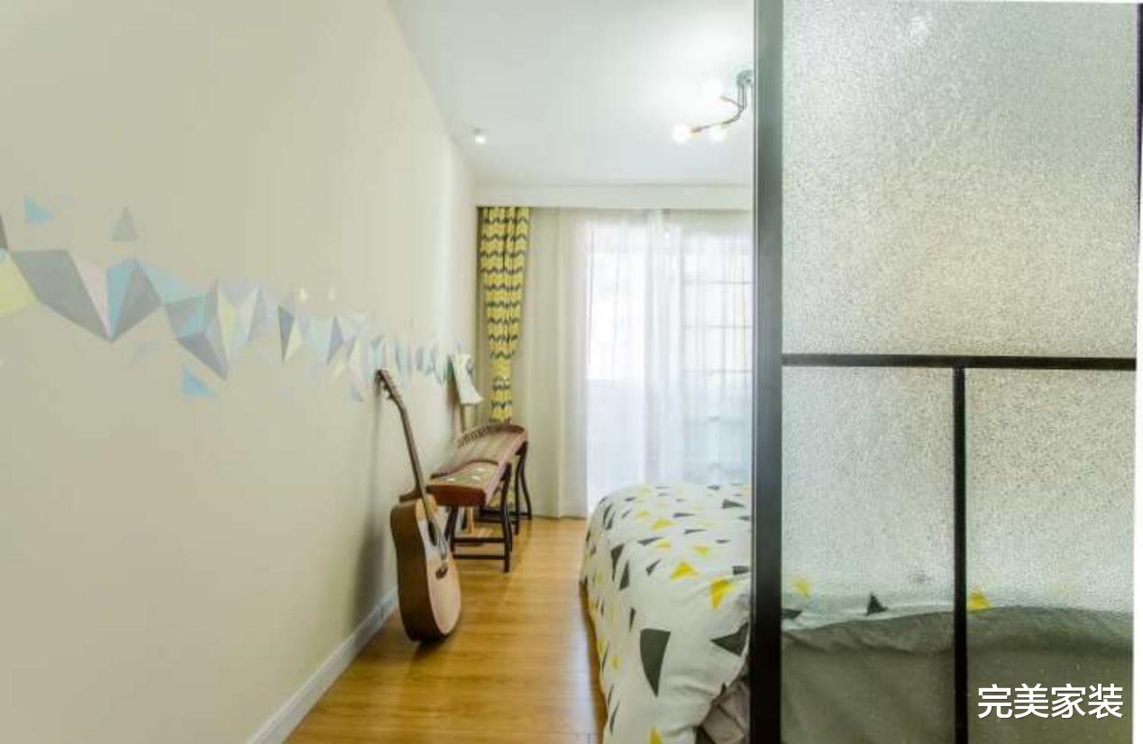 新房|重庆小夫妻爆改70㎡老房,卧室别具浪漫,打造高性价比之家