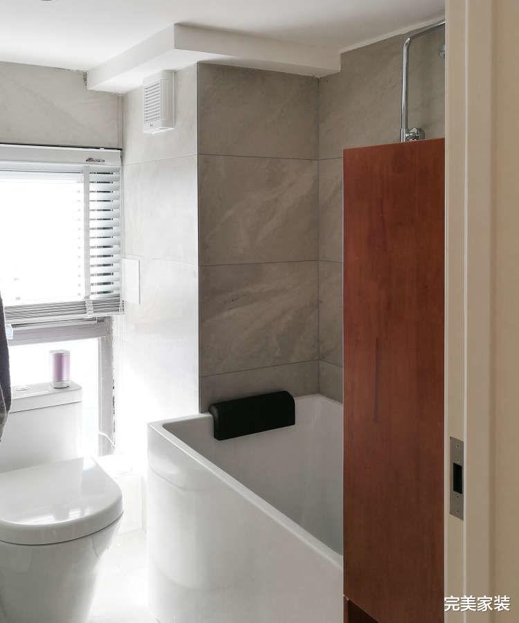 37平方米一居室的升级,家有两个大浴缸,还有迷你家庭图书馆