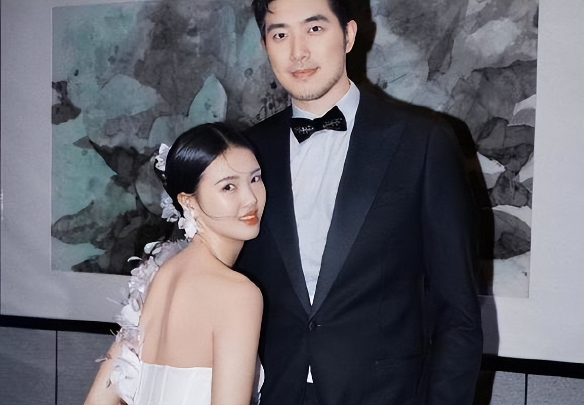 赵继伟|喜事！中国体坛两大当家球星公布婚讯，都已领证，婚期已定！