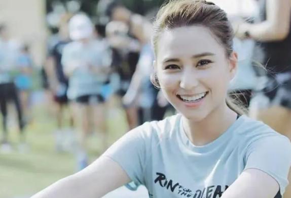 何超莲|何超莲：和吴克群恋爱以分手告终，为窦骁内涵陈都灵惹争议