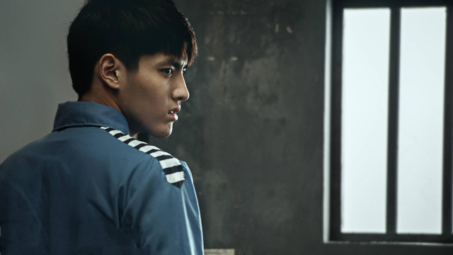 吴亦凡|娱记曝吴亦凡狱中状态！身材暴瘦精神极差，北京服刑后将驱逐出境