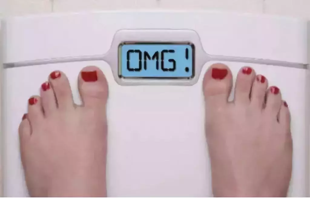 祛斑 从120到58,行走的“骷髅妹”为爱瘦身:那些被减肥毁掉的女孩们。