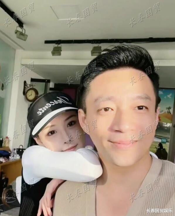 李嘉欣|汪小菲现任女友近照曝光,身材纤细小腹平平破怀孕传闻