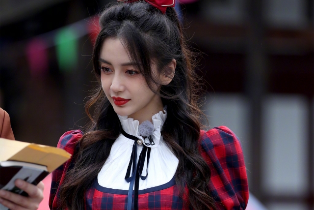 周深|跑男第10年,收视称雄口碑堪忧,新成员周深入戏已深