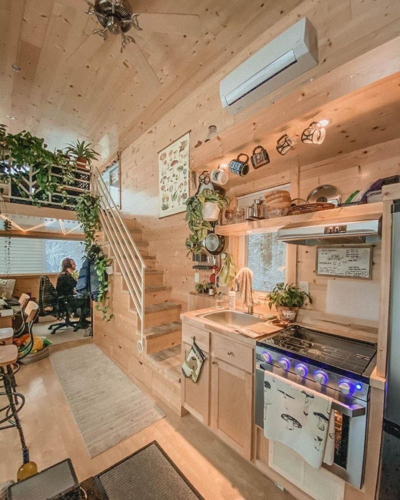 25㎡迷你“漂流屋”,1室1厅空间逼仄,却被布置得超温馨