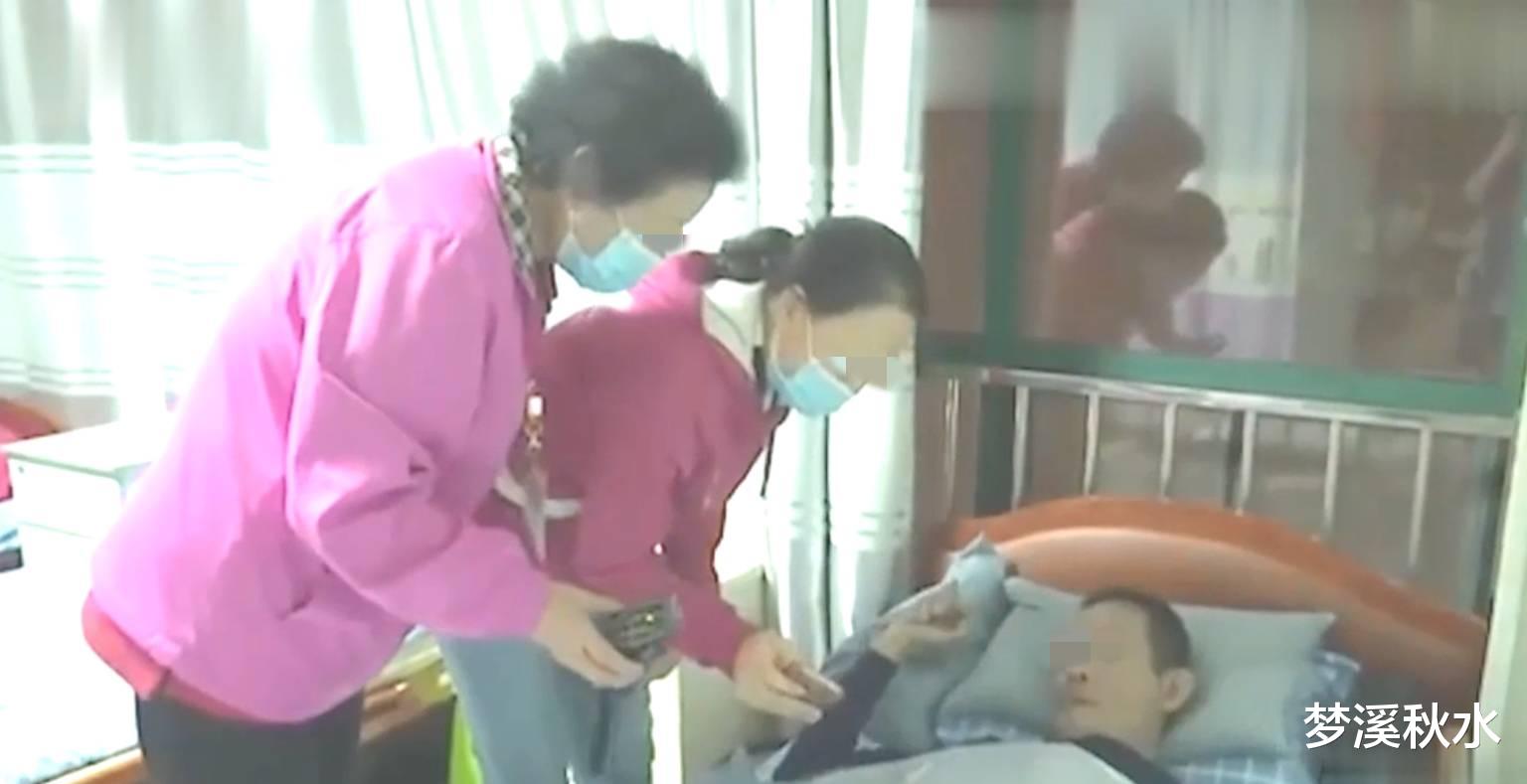 62岁老父浪荡30年,身患绝症后求儿子赡养,网友:毕竟是自己父亲