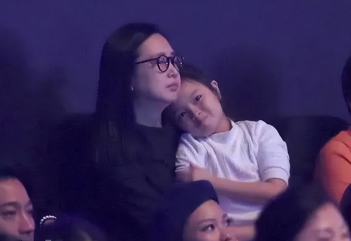 赖文慧|赖文慧:暗恋刘德华25年,41岁仍单身,让朱丽倩都心服口服