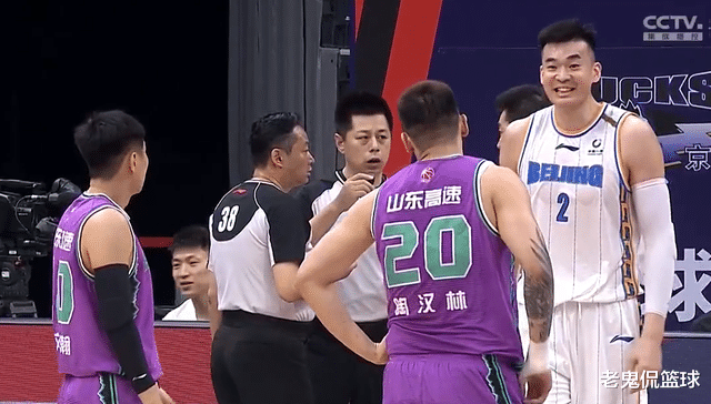 机器|双杀北京队！4人得分上双，山东7分险胜，重回第11位，季后赛稳了