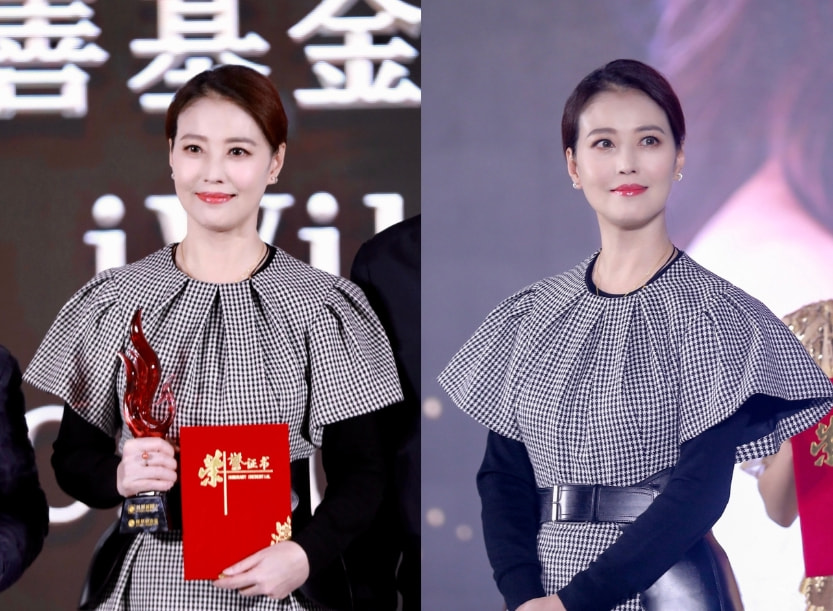 格纹 55岁周海媚发福也时髦，穿格纹连衣裙配高马尾，气质丝毫不输当年