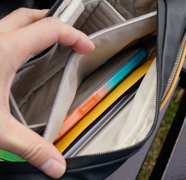 移动游戏|麦多多磁吸充电宝体验：MagSafe完美适配，iPhone13最佳伴侣