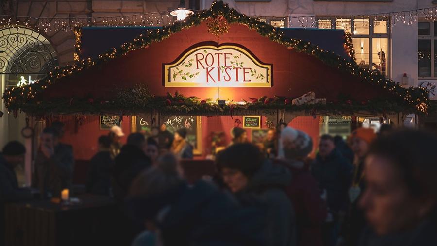 欧洲旅游|德国康斯坦茨市（Constance）传统圣诞仙境中的木蜡油色彩